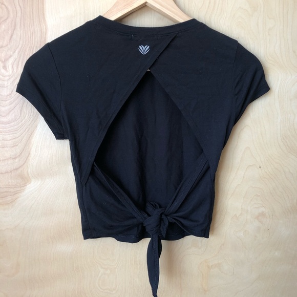 NWOT Open Back Crop Top - Picture 2 of 3